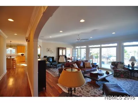 1828 Williamson Dr, New Bern, NC 28562 photo 5
