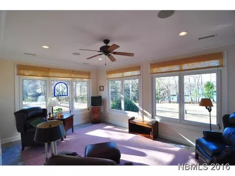 1828 Williamson Dr, New Bern, NC 28562 photo 9