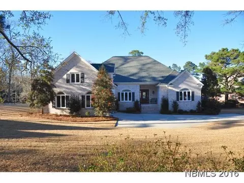 1828 Williamson Dr, New Bern, NC 28562 photo 2