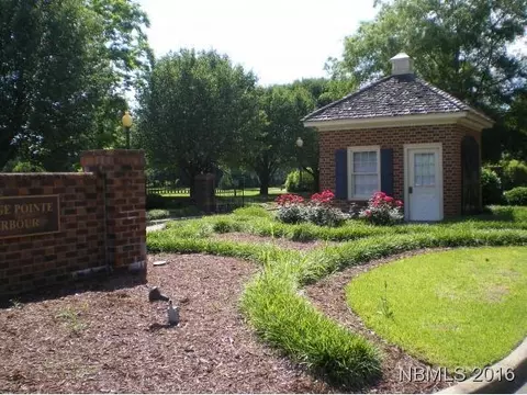 103 Bridge Pointe Dr, New Bern, NC 28562 photo 12
