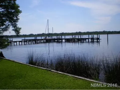 103 Bridge Pointe Dr, New Bern, NC 28562 photo 18