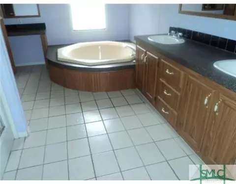 133 Forest Rd, Springfield, GA 31329 photo 6