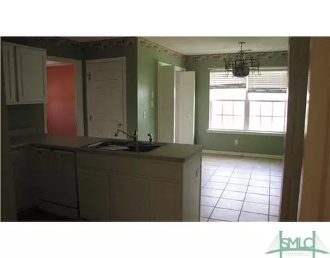 269 Silver Brook Cir, Pooler, GA 31322 photo 5