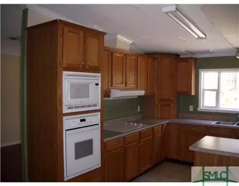 405 Rose Bud Pl, Guyton, GA 31312 photo 3
