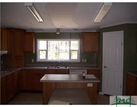 405 Rose Bud Pl, Guyton, GA 31312 photo 2
