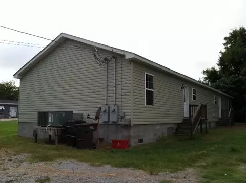 902 E Wilson St, Tarboro, NC 27886 photo 8