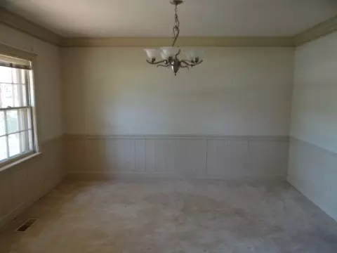 12176 Oak Ave, Bailey, NC 27807 photo 3
