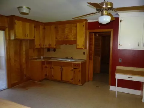 12176 Oak Ave, Bailey, NC 27807 photo 4