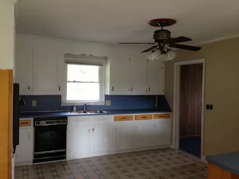 2933 Mccaskey Rd, Williamston, NC 27892 photo 4