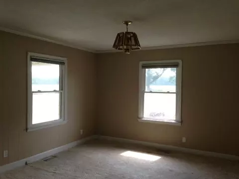 2933 Mccaskey Rd, Williamston, NC 27892 photo 5