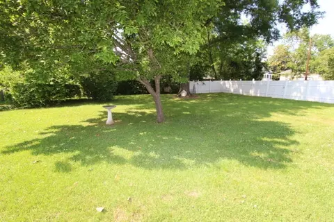 304 E Battle Ave, Tarboro, NC 27886 photo 14