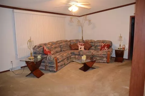 281 Commodore Dr, Rocky Mount, NC 27801 photo 2