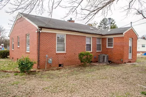 508 E Wilson St, Tarboro, NC 27886 photo 16