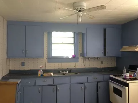 309 E Wilson St, Tarboro, NC 27886 photo 4