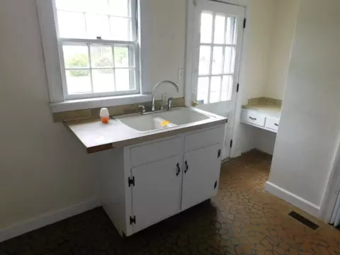 405 E Green St, Macclesfield, NC 27852 photo 18