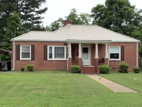 1104 Cherry St, Tarboro, NC 27886 photo 1