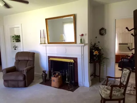1104 Cherry St, Tarboro, NC 27886 photo 3