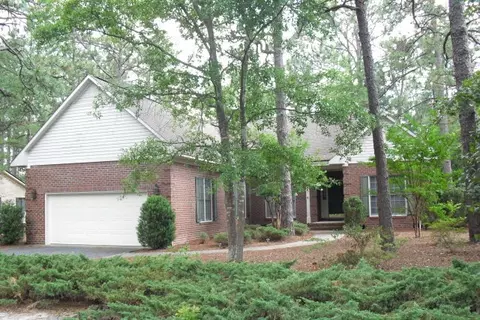 45 Salem Dr, Pinehurst, NC 28374 photo 1