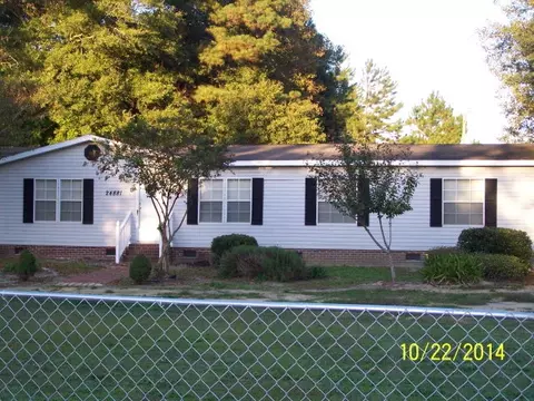 24881 Springhill Rd, Wagram, NC 28396 photo 1