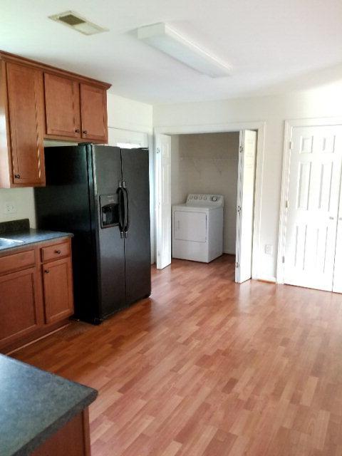 155 Clarks Dr, Maxton, NC 28364 photo 3