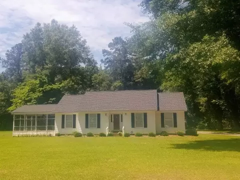 11980 Mccormick Dr, Maxton, NC 28364 photo 1