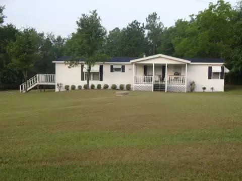 253 Gardner Dr, Thomson, GA 30824 photo 1