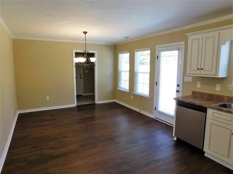 698 Pineview Dr, Thomson, GA 30824 photo 7