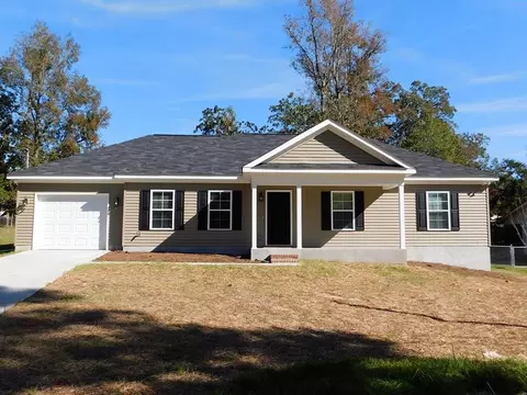 698 Pineview Dr, Thomson, GA 30824 photo 1