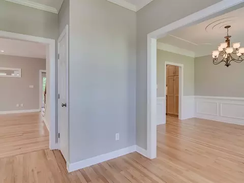 662 Surrey Ln, Martinez, GA 30907 photo 3