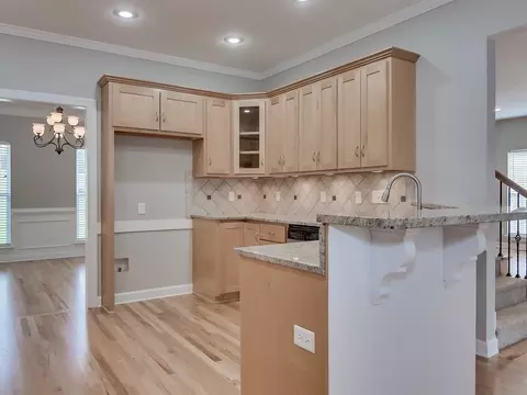 662 Surrey Ln, Martinez, GA 30907 photo 10