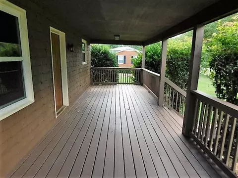 732 Stagecoach Rd, Thomson, GA 30824 photo 2