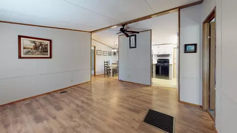 5585 Abbott Dr, Thomson, GA 30824 photo 2