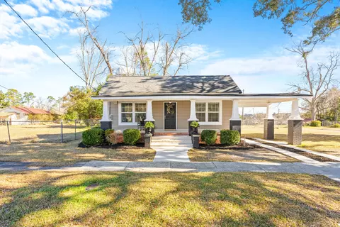 330 N Masonic St, Millen, GA 30442