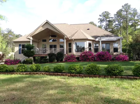 218 Monroe Ln, Mccormick, SC 29835