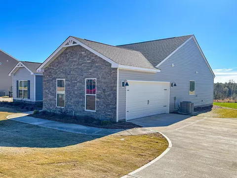 1660 N Pine Ridge Dr, Hephzibah, GA 30815