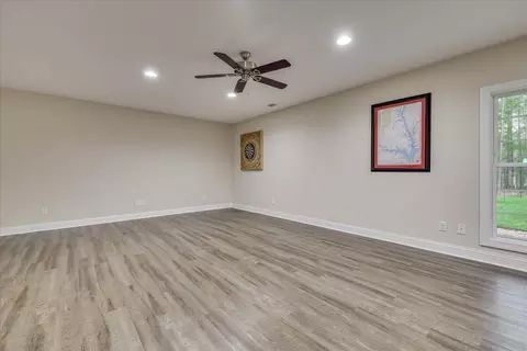 Living - 107 Stonebridge Loop, Mccormick, SC 29835 photo 4 of 7