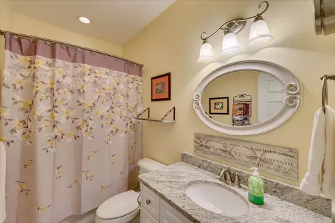 Bath - 107 Stonebridge Loop, Mccormick, SC 29835 photo 3 of 4