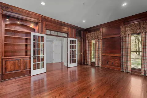 Living - 3593 Silver Bluff Rd, Aiken, SC 29803 photo 8 of 13