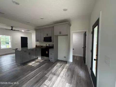 Entry Way - tbd Crest Rd, Edgefield, SC 29824 photo 1 of 2