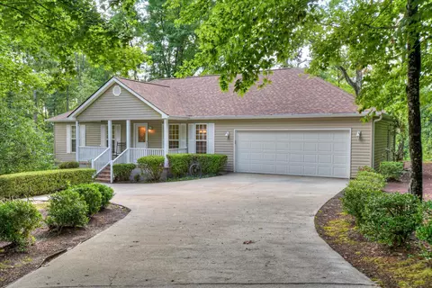 160 Crescent Dr, Mccormick, SC 29835