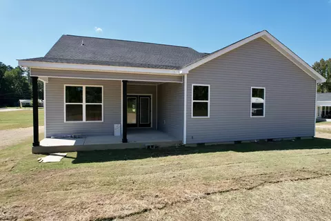 Exterior - 3191 Old Augusta Rd, Dearing, GA 30808 photo 4 of 5