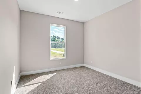 Bedroom - 3191 Old Augusta Rd, Dearing, GA 30808 photo 2 of 4