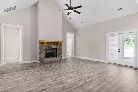Living - 3191 Old Augusta Rd, Dearing, GA 30808 photo 1 of 3