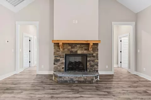 Living - 3191 Old Augusta Rd, Dearing, GA 30808 photo 2 of 3
