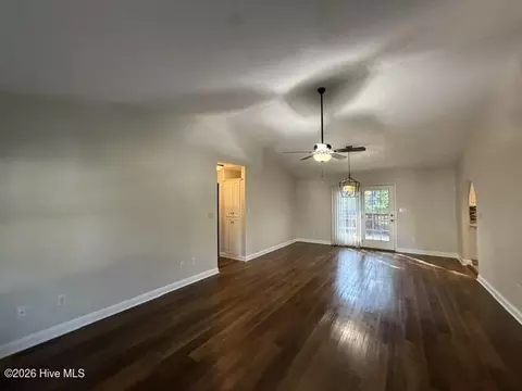 Living - 105 Arbor Ln, Mccormick, SC 29835 photo 4 of 4