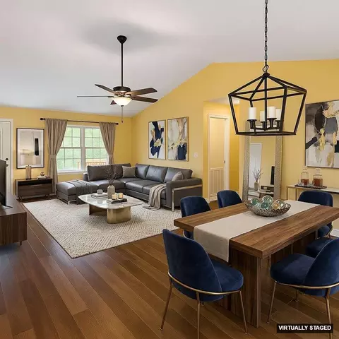 Living - 105 Arbor Ln, Mccormick, SC 29835 photo 3 of 4