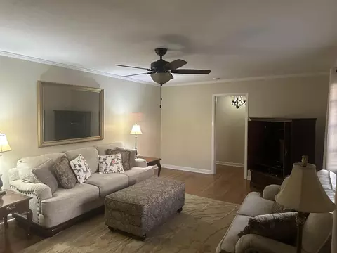 Living - 410 Johns Rd, Thomson, GA 30824 photo 2 of 4