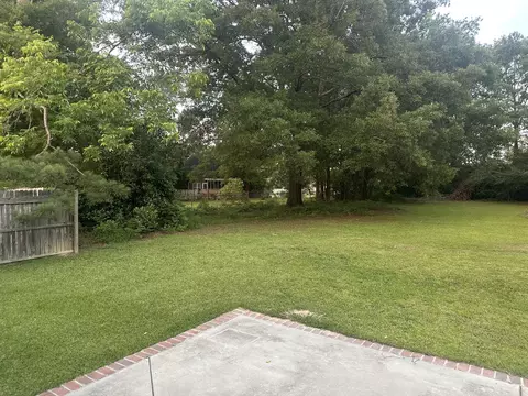 Exterior - 410 Johns Rd, Thomson, GA 30824 photo 4 of 6