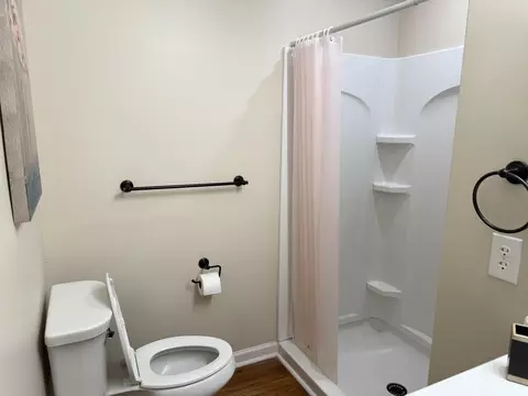 Bath - 410 Johns Rd, Thomson, GA 30824 photo 1 of 6