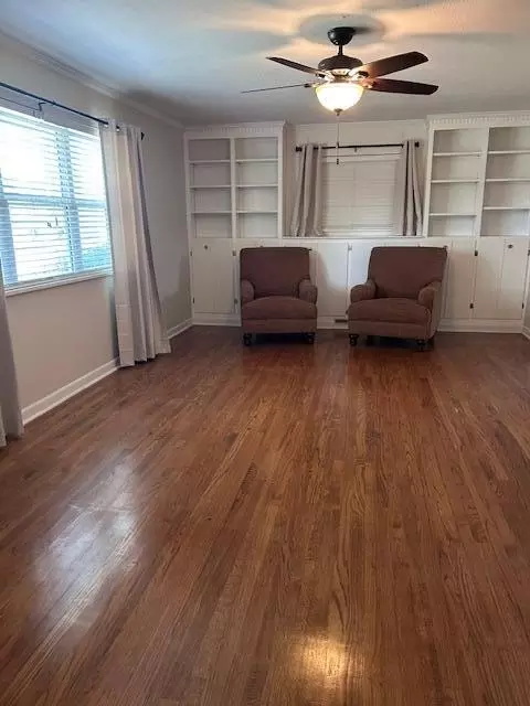 Living - 410 Johns Rd, Thomson, GA 30824 photo 4 of 4